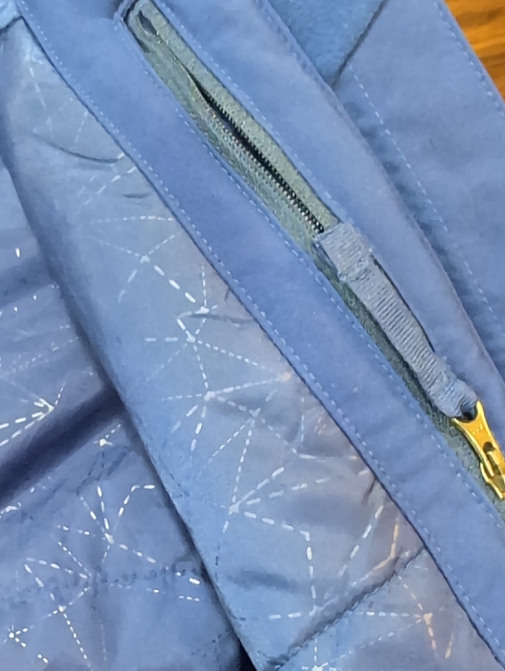 Obermeyer Women's Jette Ski Jacket - Picture 11 of 12